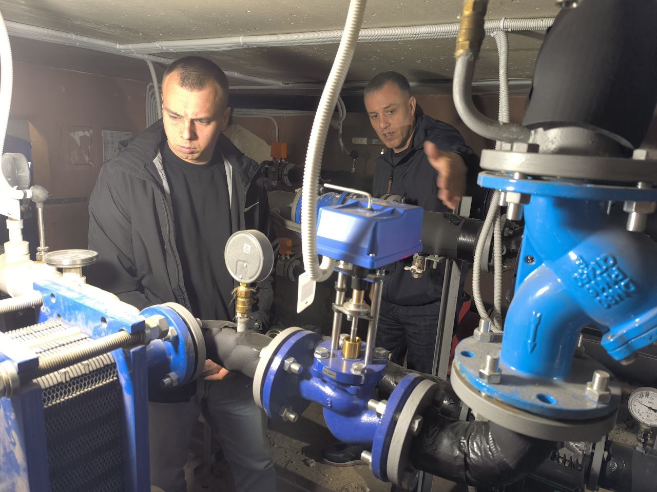 Участник программы «Время героев» Евгений Кочергин оценил запуск отопления в домах Тюмени