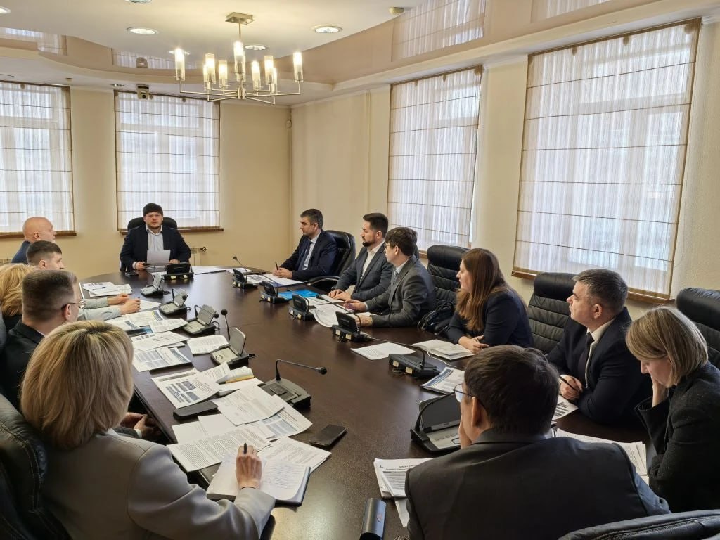 Жёлтые трубы планируют убрать с фасадов многоквартирных домов Тюменской области