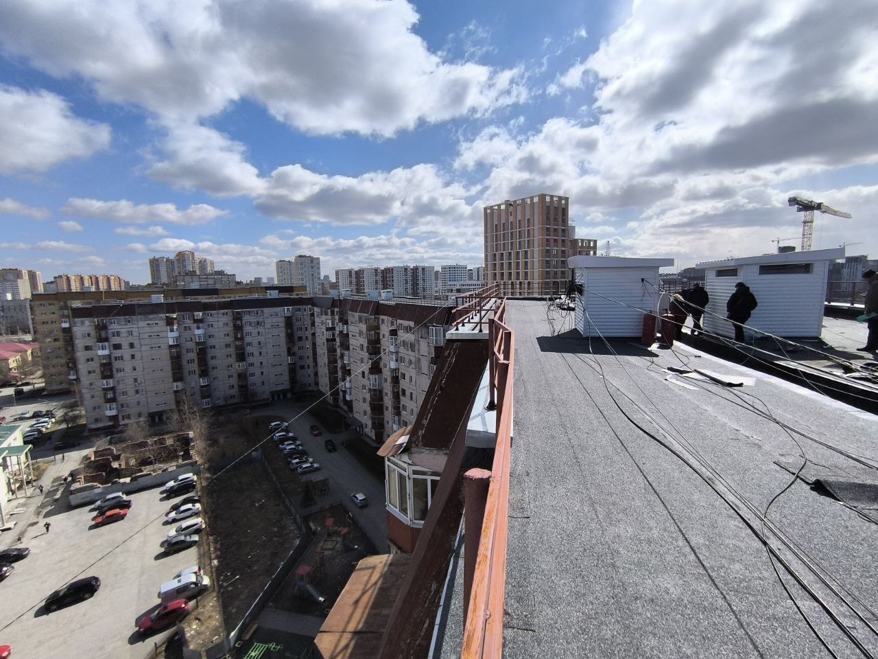 При капитальном ремонте кровель в Тюменской области планируют расширить использование инновационного материала